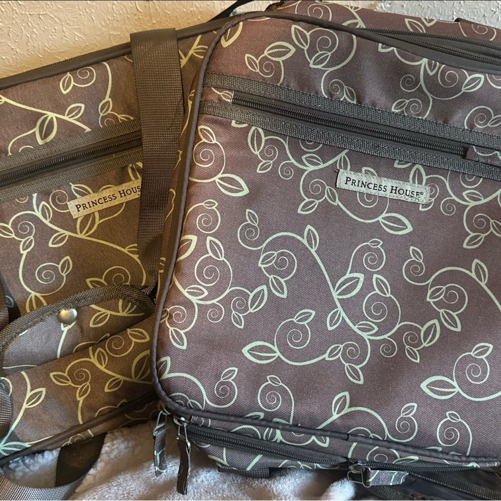 PRINCESS HOUSE COOK & CARRY TOTES (Set of 2)